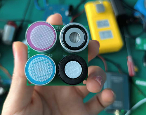 可燃四气传感器？